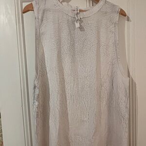 Lululemon Athletica Textured white Tank Top